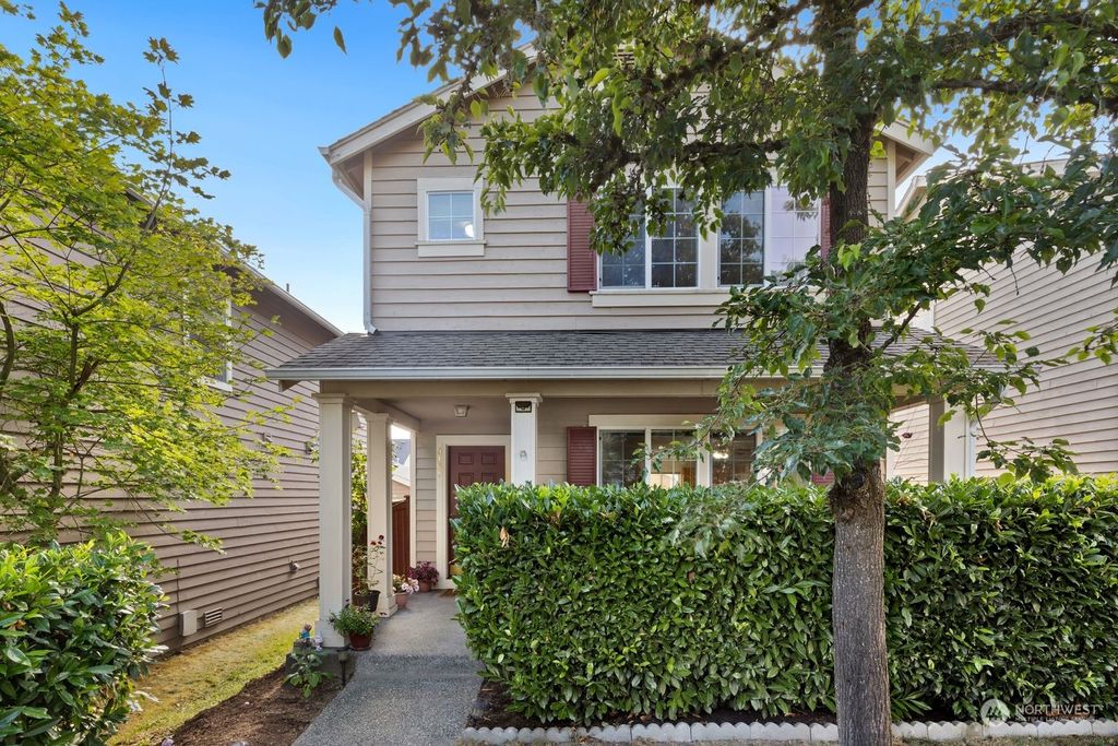 Photo of 9161 228th Way NE, Redmond, WA 98053 (MLS # 2269784)