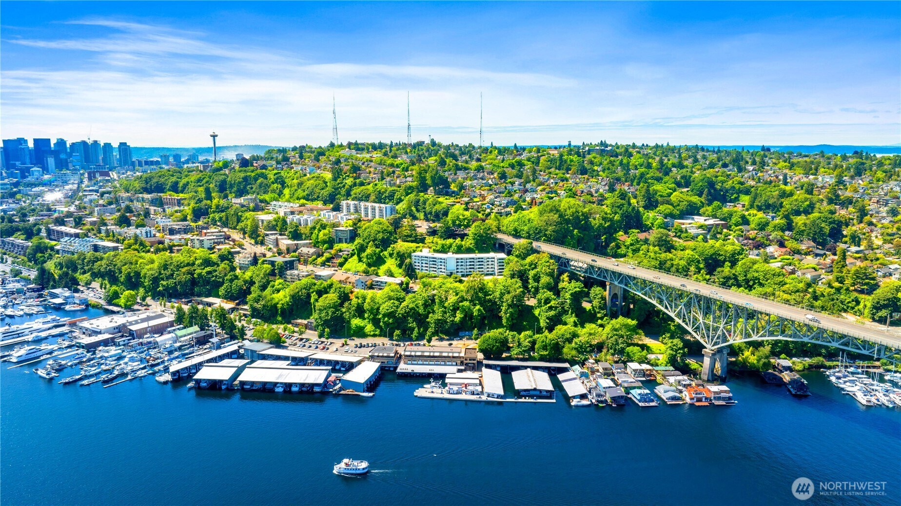 2565 Dexter Avenue N 103