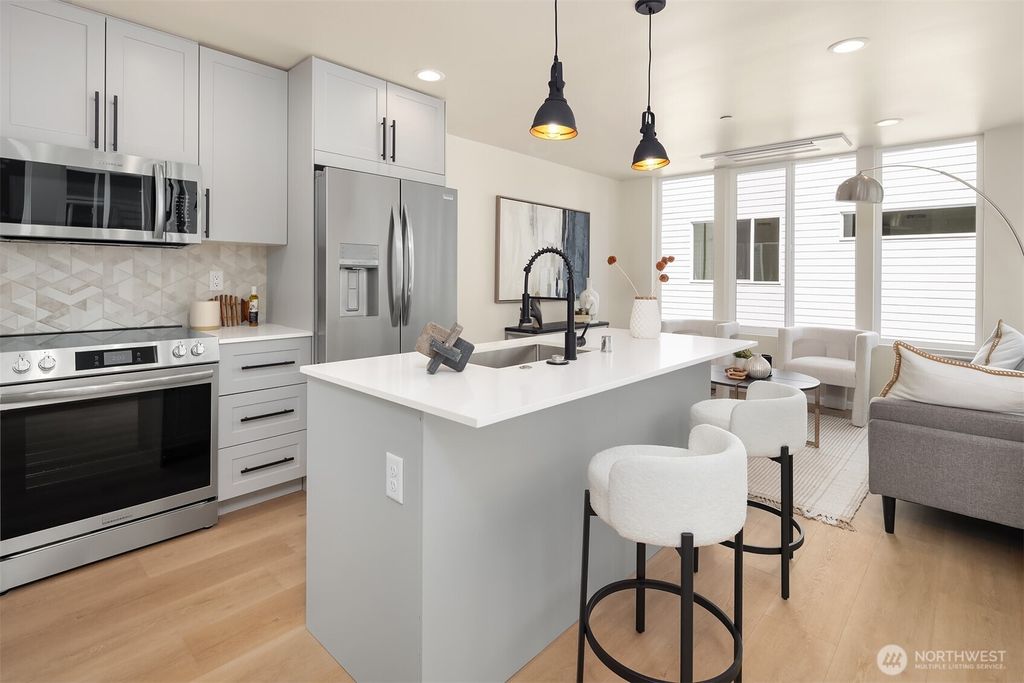 Photo of 923 NW 56th Street #C, Seattle, WA 98107 (MLS # 2370541)