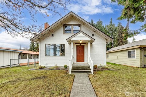 Photo of 338 E Lopez Avenue NE, Port Angeles, WA 98362 (MLS # 2455665)