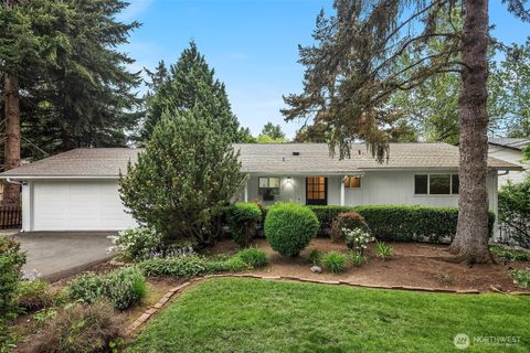 Photo of 10922 NE 133rd Street, Kirkland, WA 98034 (MLS # 2518420)