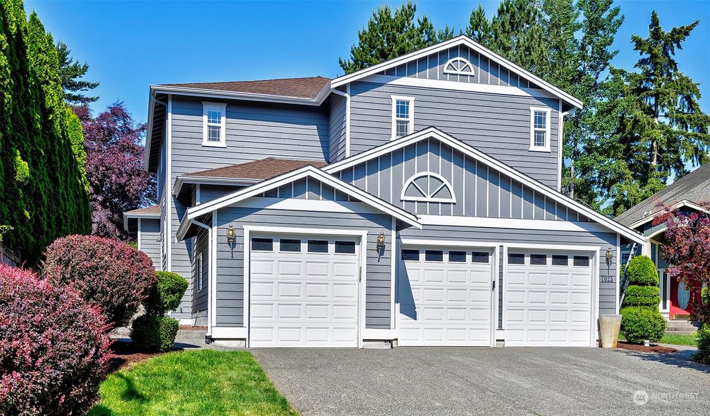 Photo of 7025 150th Avenue NE, Redmond, WA 98052 (MLS # 2254818)