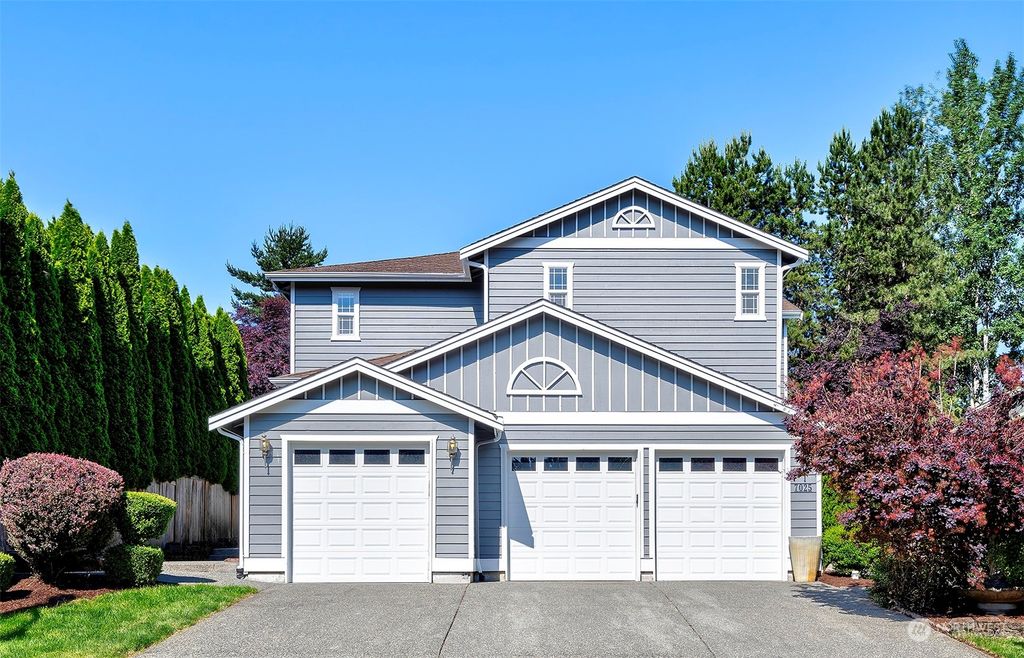 Photo of 7025 150th Avenue NE, Redmond, WA 98052 (MLS # 2254818)