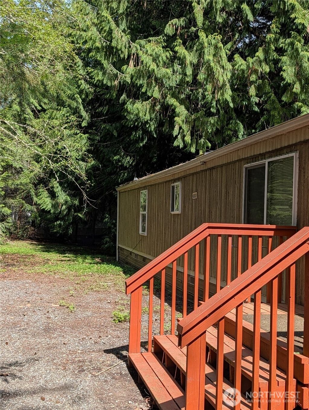 Photo of 4611 268th Avenue NE, Redmond, WA 98053 (MLS # 2515781)