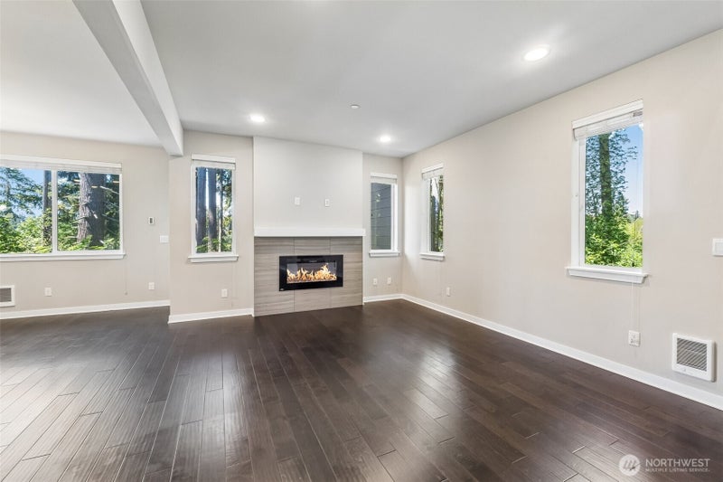 1325 Seattle Hill Road G5