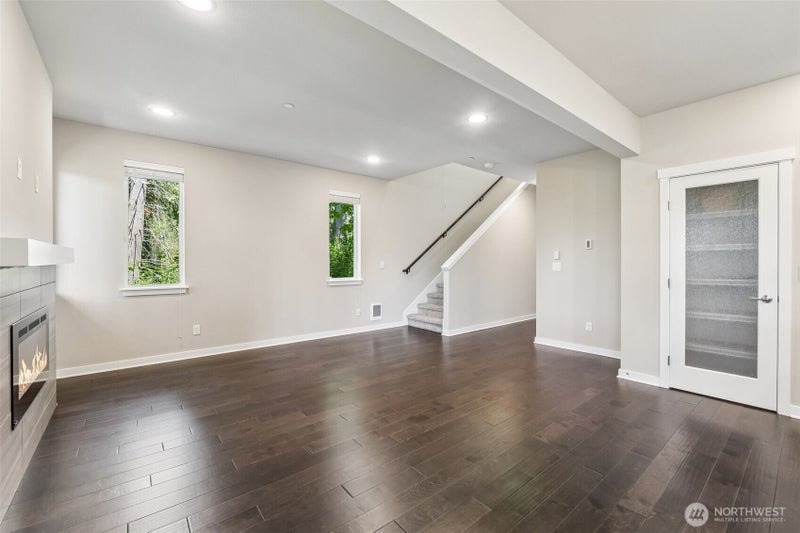 1325 Seattle Hill Road G5