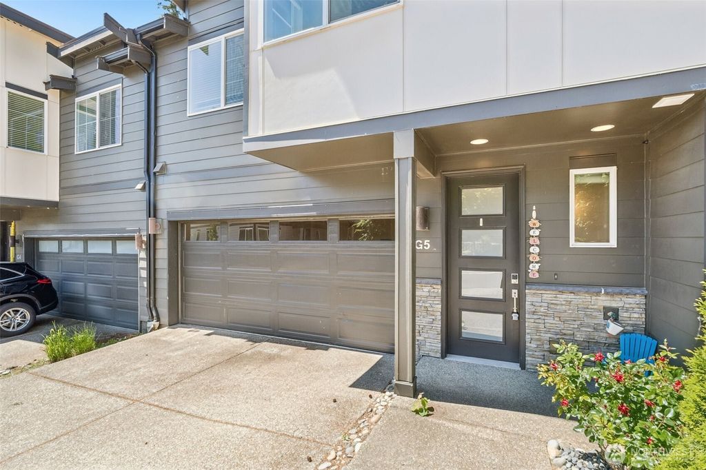 Photo of 1325 Seattle Hill Road #G5, Bothell, WA 98012 (MLS # 2531568)