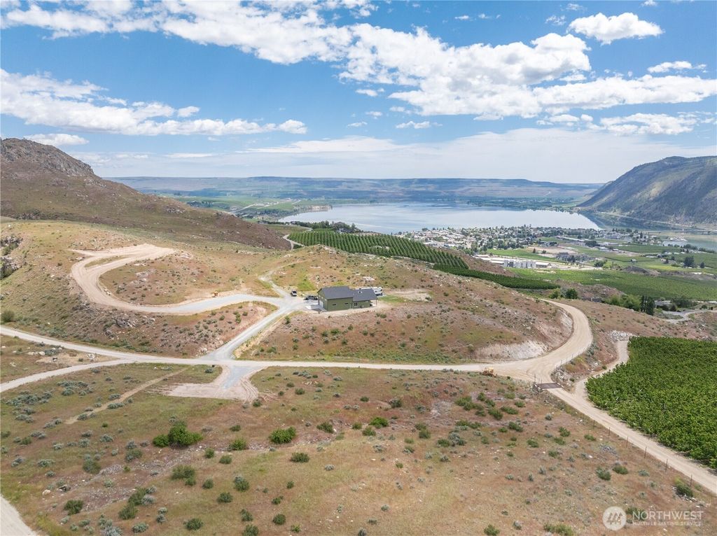 Photo of 51 N Henney Lane, Brewster, WA 98812 (MLS # 2514795)