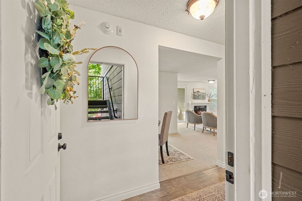 Photo of 820 Cady Road #J206, Everett, WA 98203 (MLS # 2443027)