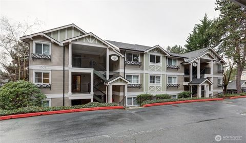 Photo of 11303 NE 128th St St #B201, Kirkland, WA 98034 (MLS # 2463896)