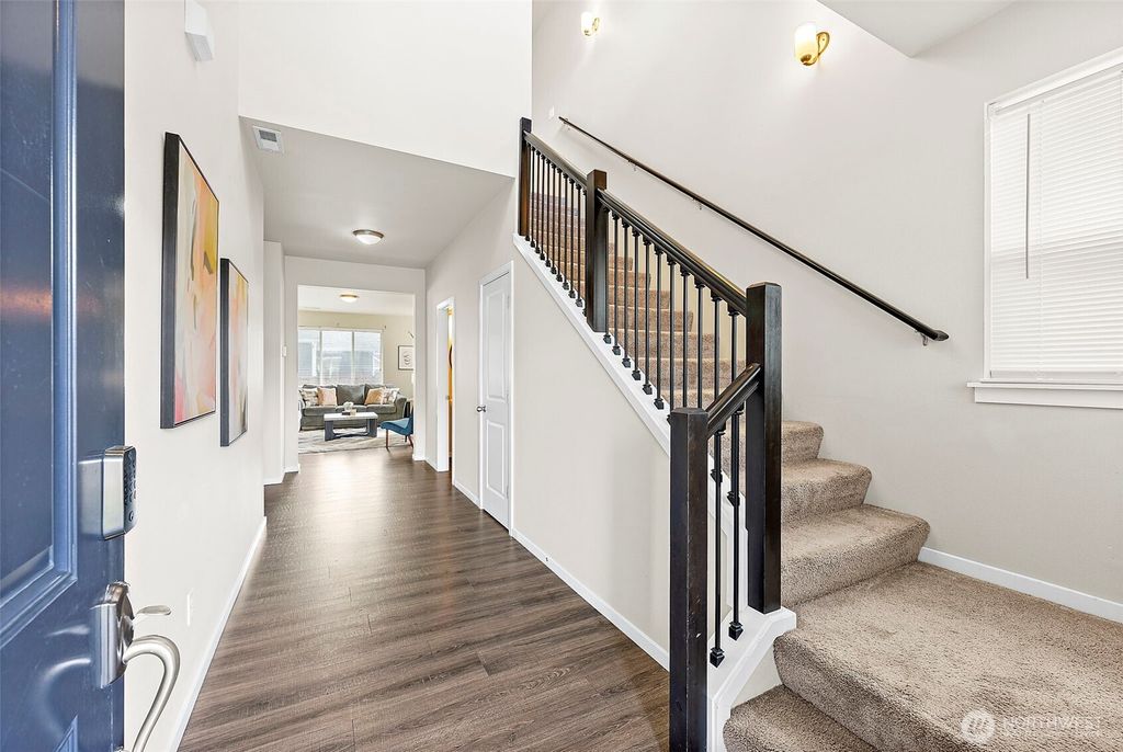 Photo of 17607 28th Avenue Ct E, Tacoma, WA 98445 (MLS # 2495734)