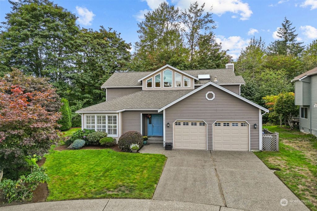 Photo of 18227 132nd Place SE, Renton, WA 98058 (MLS # 2291382)