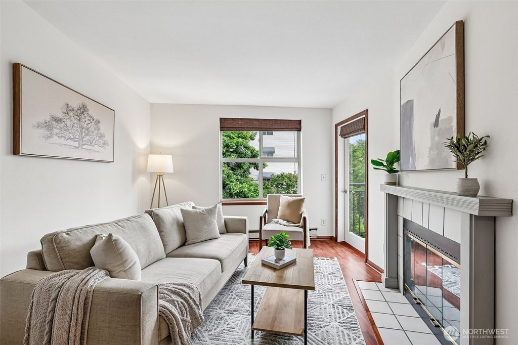 Photo of 769 Hayes Street #309, Seattle, WA 98109 (MLS # 2540551)