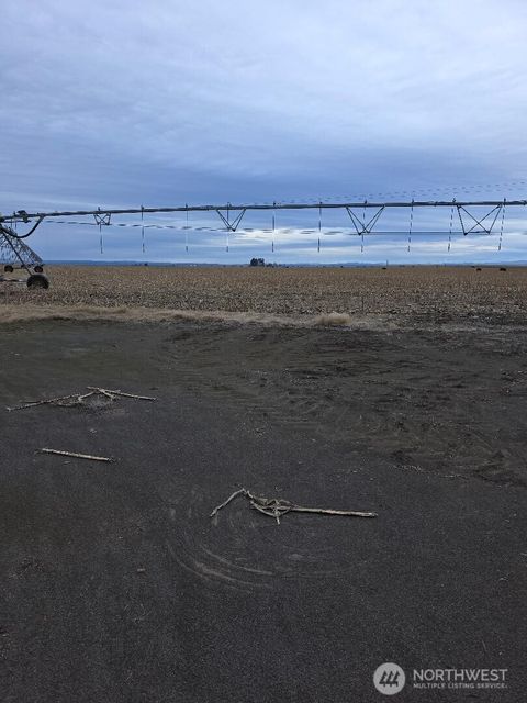 Photo of 4969 NW E Road, Ephrata, WA 98823 (MLS # 2460142)