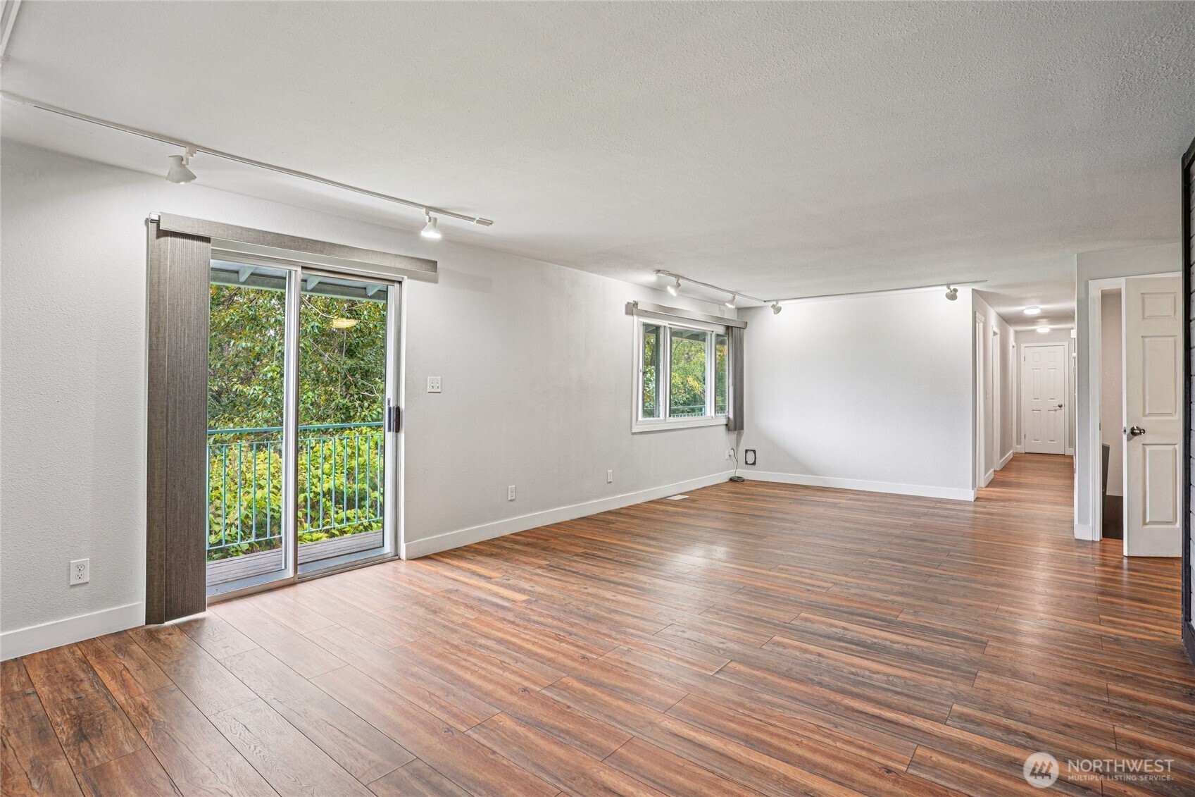 2305 S 116th Place
