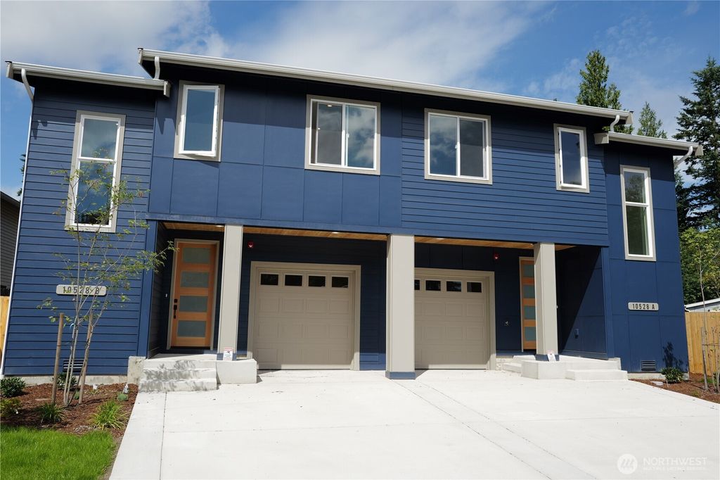 Photo of 10528 13th Avenue W #A, Everett, WA 98204 (MLS # 2558717)