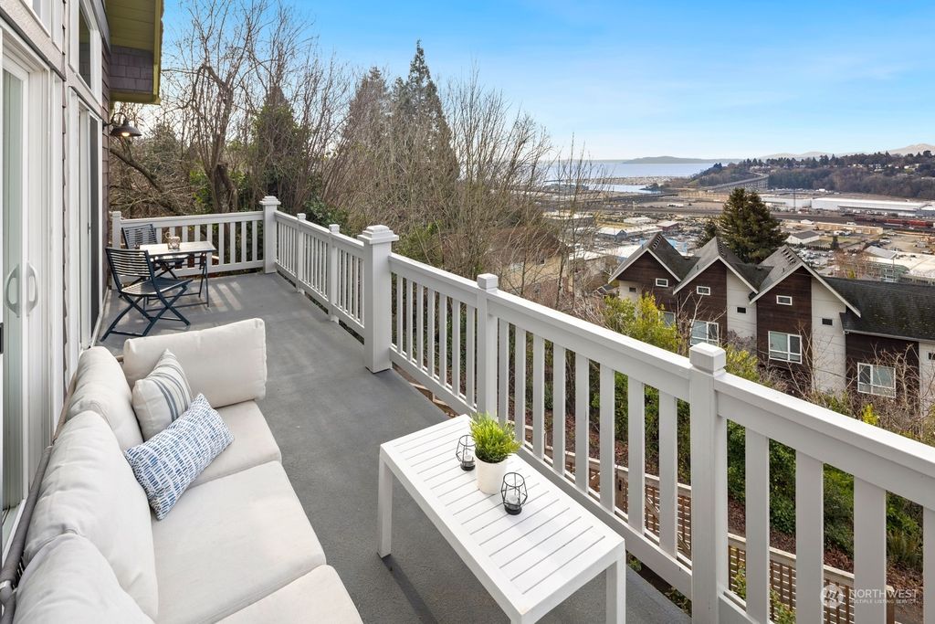 Photo of 1959 11th Avenue W, Seattle, WA 98119 (MLS # 2326003)