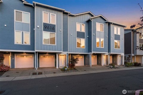 Photo of 9616 19th Avenue SE #C, Everett, WA 98208 (MLS # 2589769)