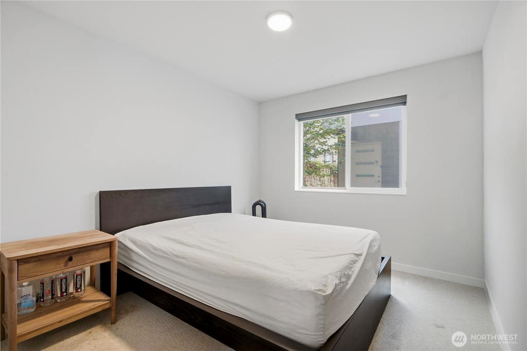 Photo of 11530 Greenwood Avenue N, Seattle, WA 98133 (MLS # 2563484)