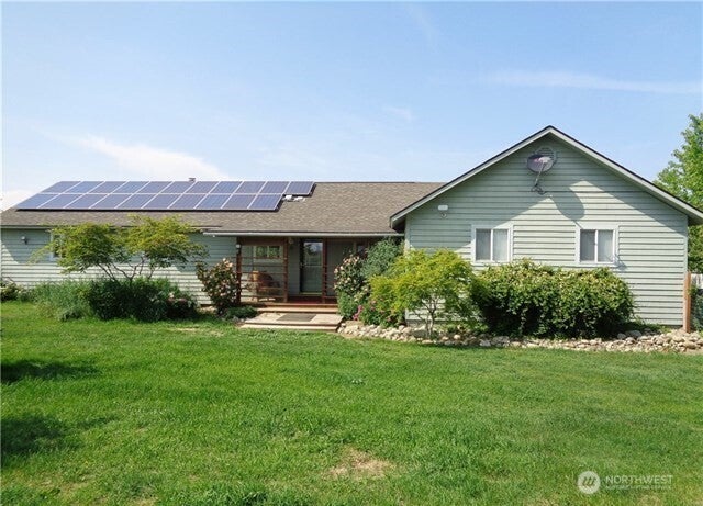 Photo of 6 Peacock Lane, Omak, WA 98841 (MLS # 2583166)