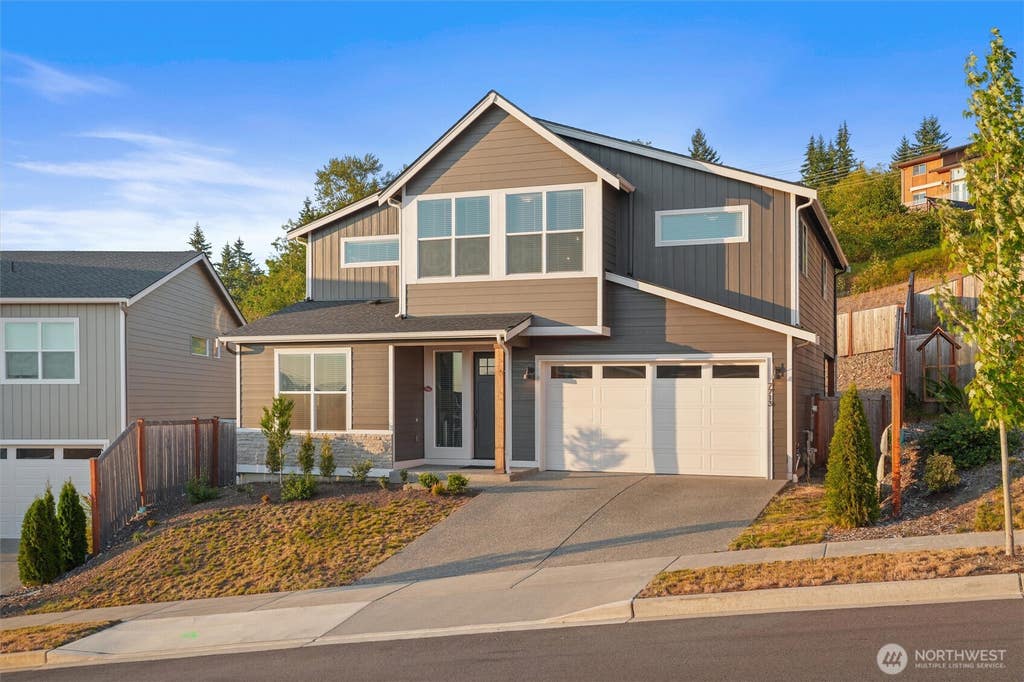 Photo of 7713 92nd Place NE, Marysville, WA 98270 (MLS # 2564709)