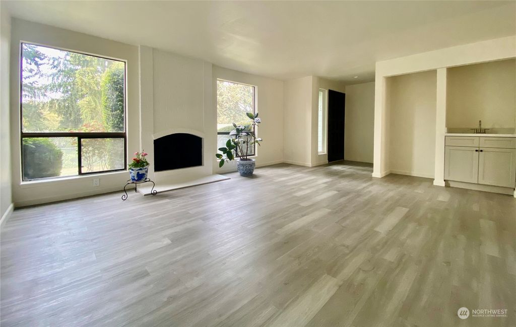 Photo of 2440 NE 140th Avenue #49, Bellevue, WA 98005 (MLS # 2222522)