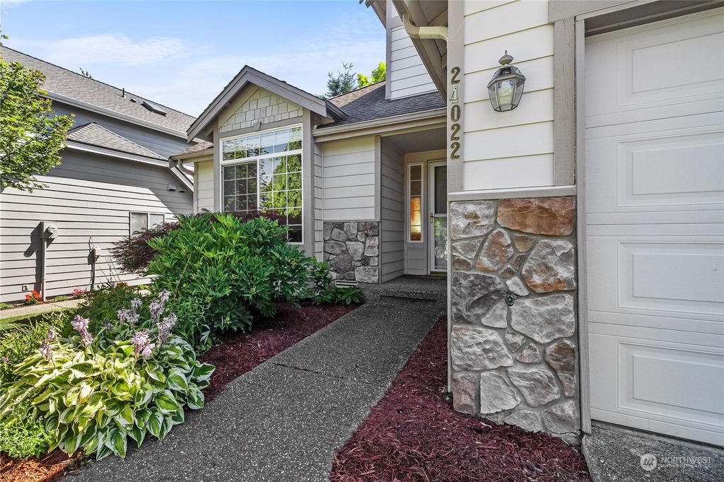 Photo of 24022 231st Avenue SE, Maple Valley, WA 98038 (MLS # 2140641)