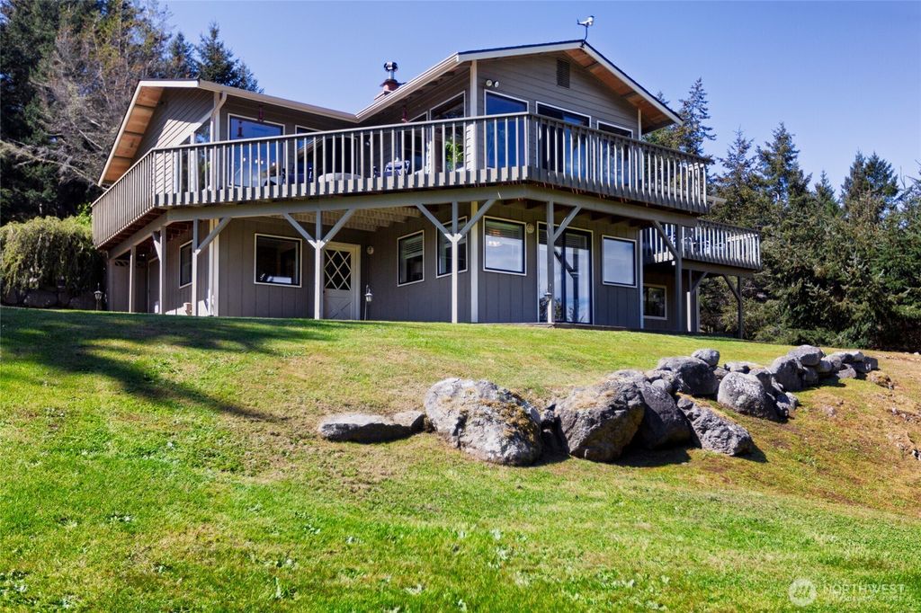 Photo of 222 Oak Hill Drive, Friday Harbor, WA 98250 (MLS # 2505360)