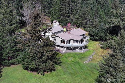 Photo of 222 Oak Hill Drive, Friday Harbor, WA 98250 (MLS # 2505360)