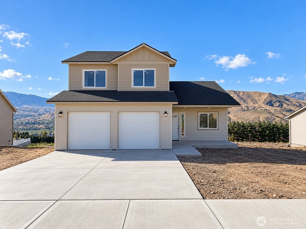 Photo of 1398 Juno Street SE, East Wenatchee, WA 98802 (MLS # 2590275)