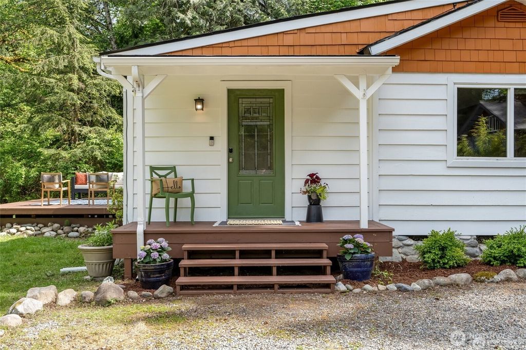 Photo of 33512 SE 126th Street, Issaquah, WA 98027 (MLS # 2448251)