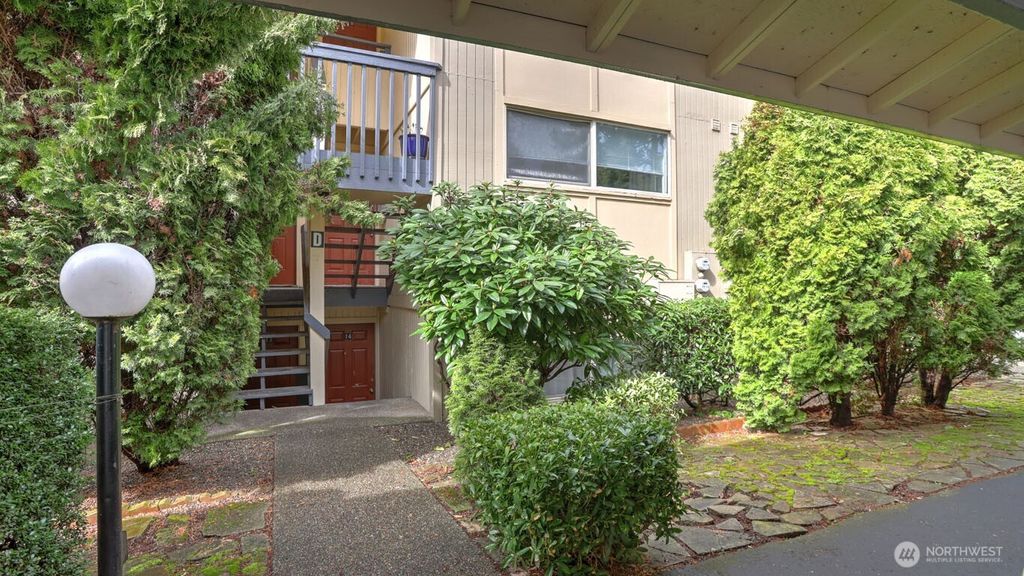 Photo of 31003 14th Avenue S #D 13, Federal Way, WA 98003 (MLS # 2489867)