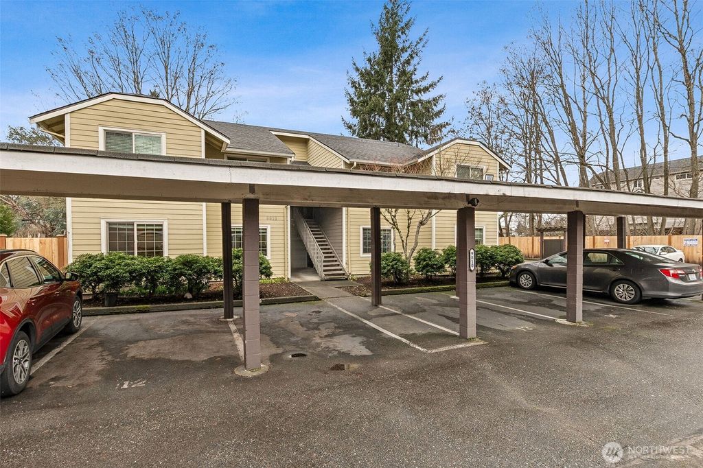 Photo of 9810 28th Avenue SW #B101, Seattle, WA 98126 (MLS # 2490388)