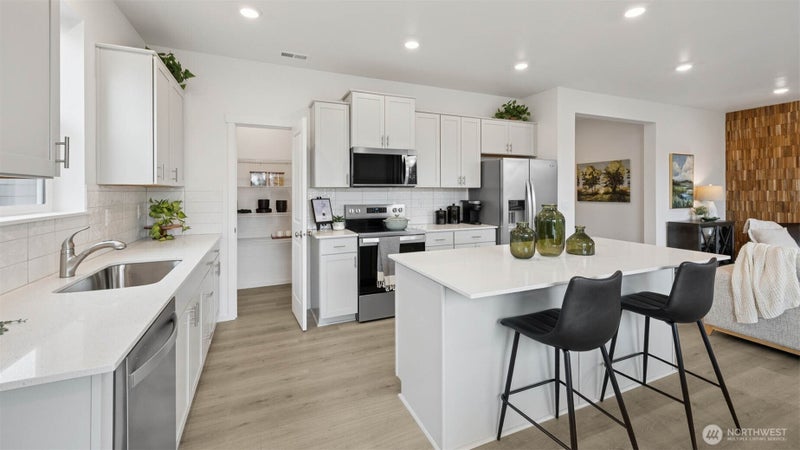 13739 14th Ave Court E 132