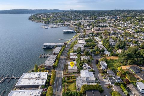 Photo of 832 Lake Street S, Kirkland, WA 98033 (MLS # 2513027)