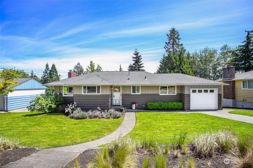 Photo of 13030 26th Avenue S, SeaTac, WA 98168 (MLS # 2238399)