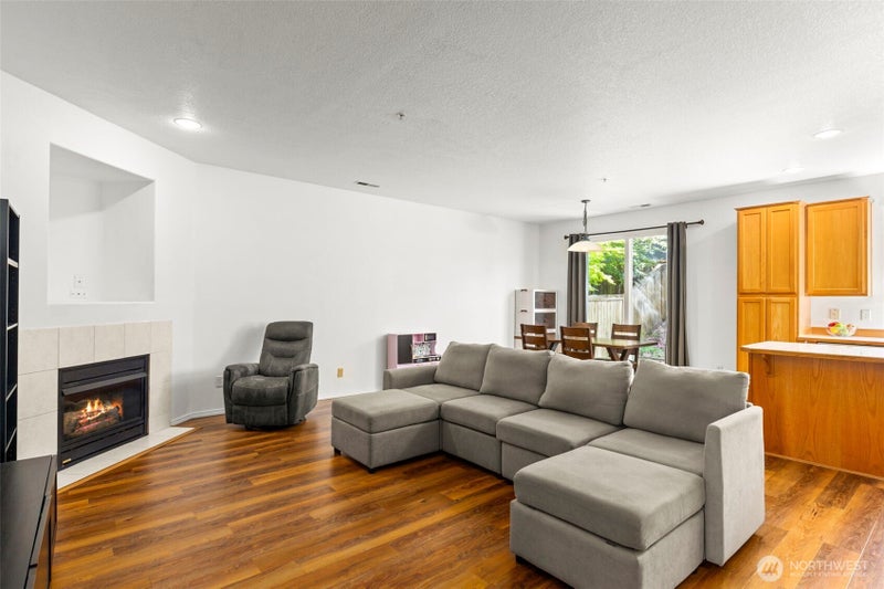 3418 NW 30th Circle