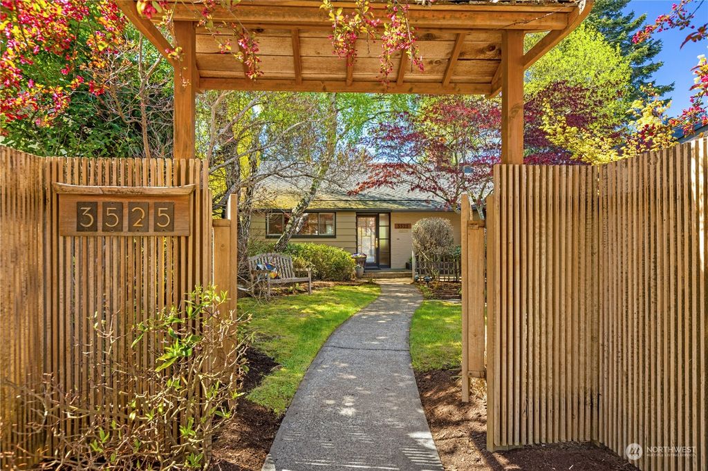Photo of 3525 43rd Avenue W, Seattle, WA 98199 (MLS # 2212592)