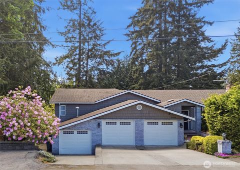 Photo of 20426 86th Place W, Edmonds, WA 98026 (MLS # 2525565)