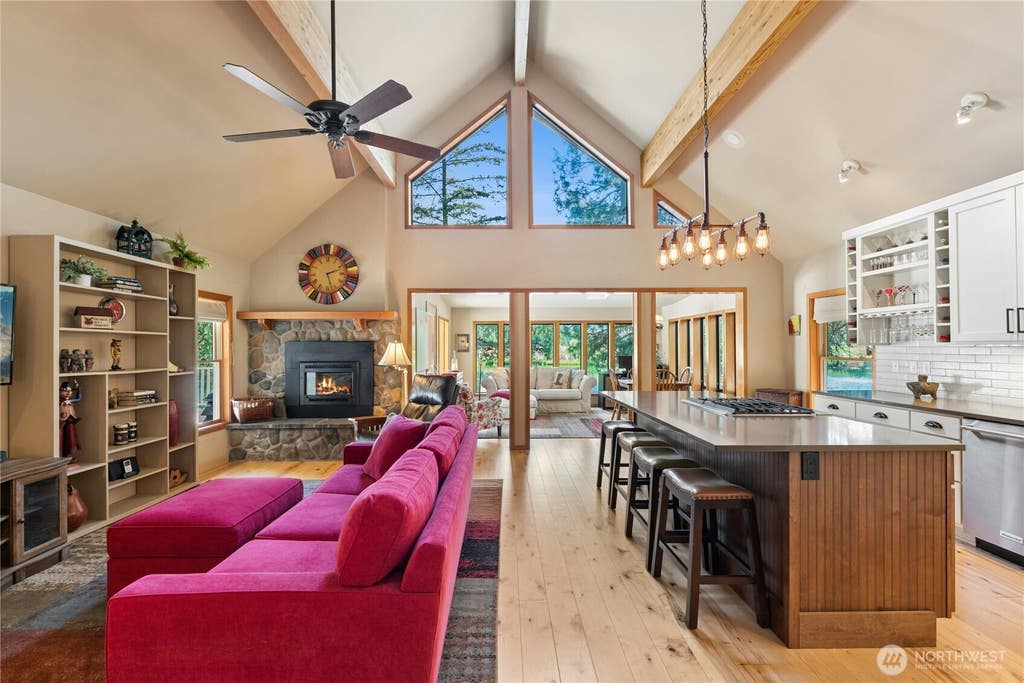 Photo of 1093 Wood Duck Road, Cle Elum, WA 98922 (MLS # 2558233)