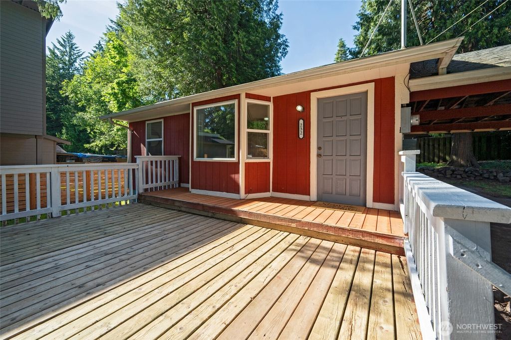 Photo of 232 SW 116th Street, Seattle, WA 98146 (MLS # 2379587)