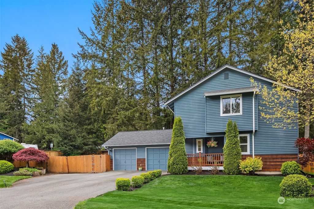 Photo of 15905 187th Avenue NE, Woodinville, WA 98072 (MLS # 2234339)