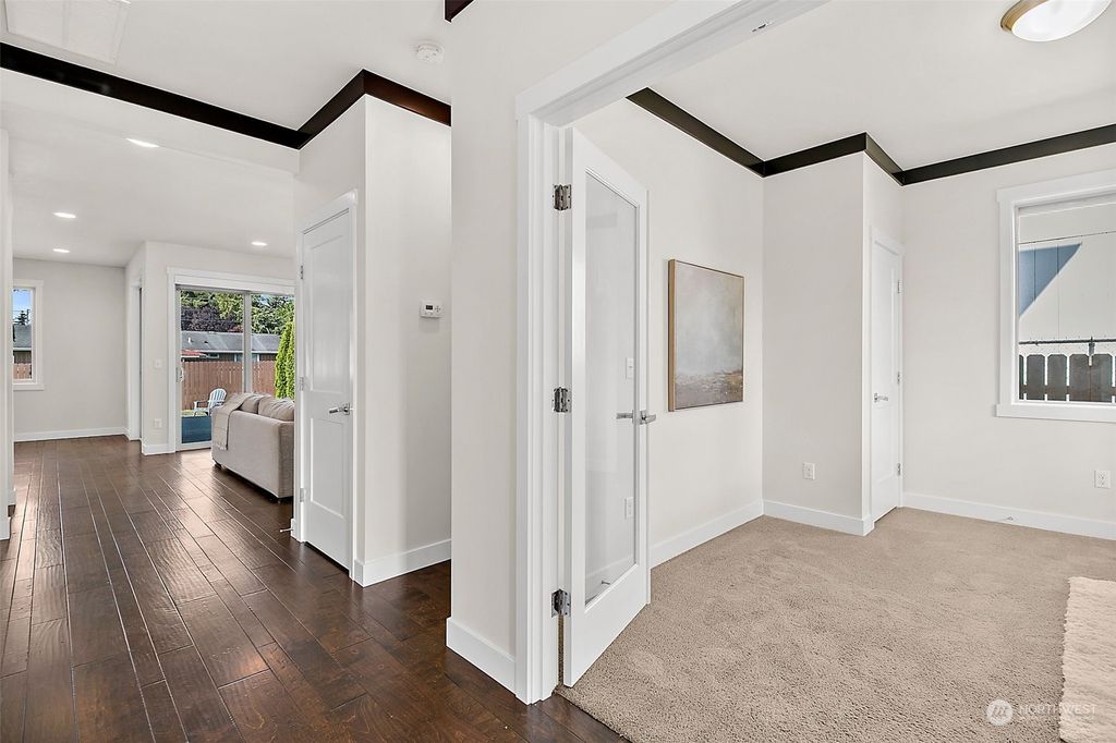 Photo of 24731 15th Avenue S, Des Moines, WA 98198 (MLS # 2286355)
