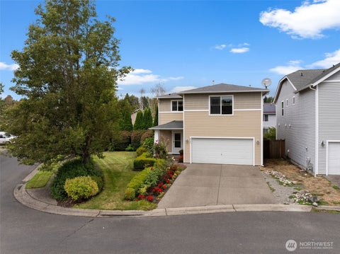 Photo of 9407 185th Street Ct E, Puyallup, WA 98375 (MLS # 2584070)