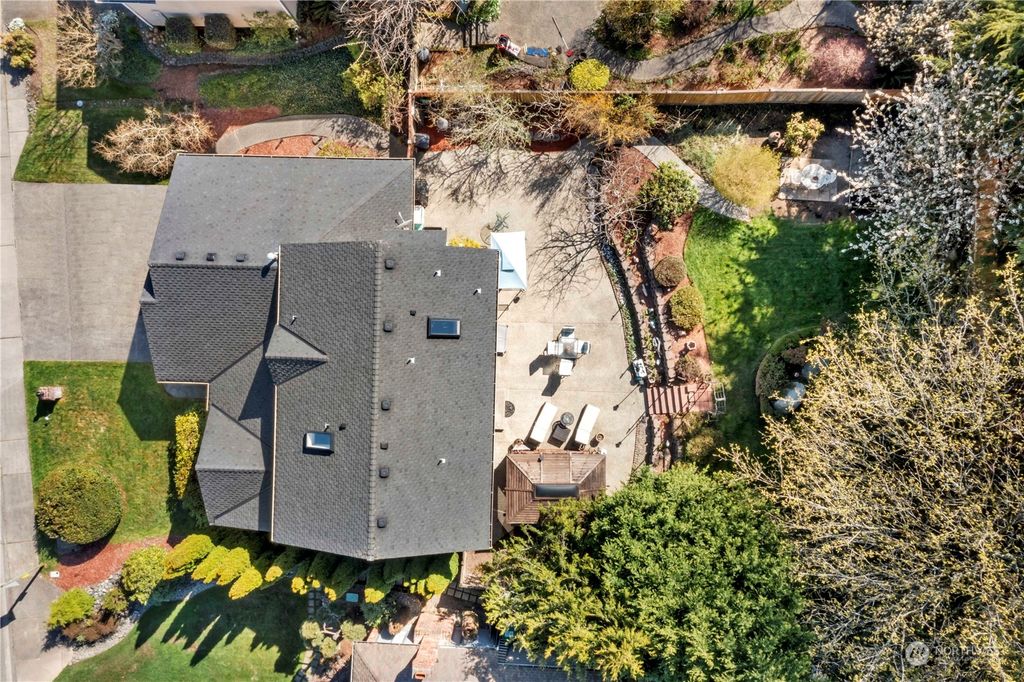 Photo of 32921 47th Avenue SW, Federal Way, WA 98023 (MLS # 2217912)