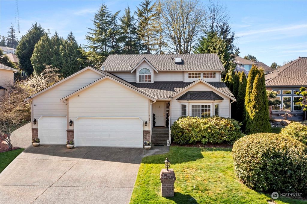 Photo of 32921 47th Avenue SW, Federal Way, WA 98023 (MLS # 2217912)