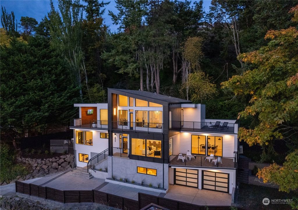 Photo of 3834 58th Avenue SW, Seattle, WA 98116 (MLS # 2171390)