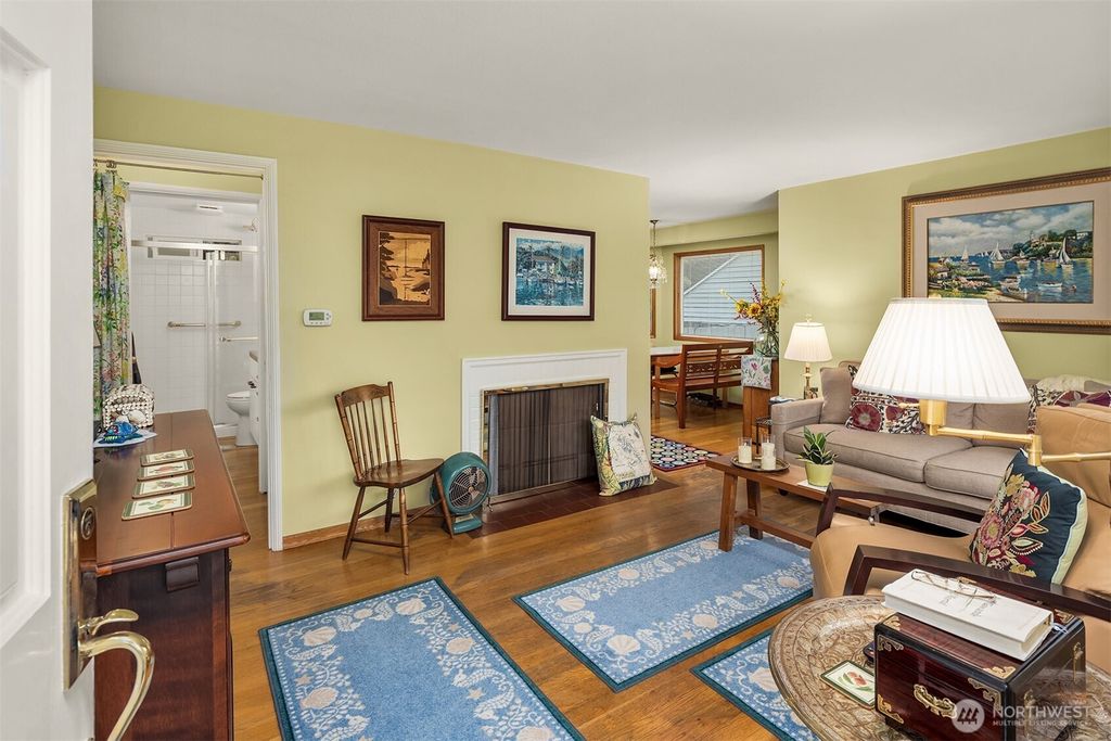 Photo of 5143 48th Avenue NE, Seattle, WA 98105 (MLS # 2428879)