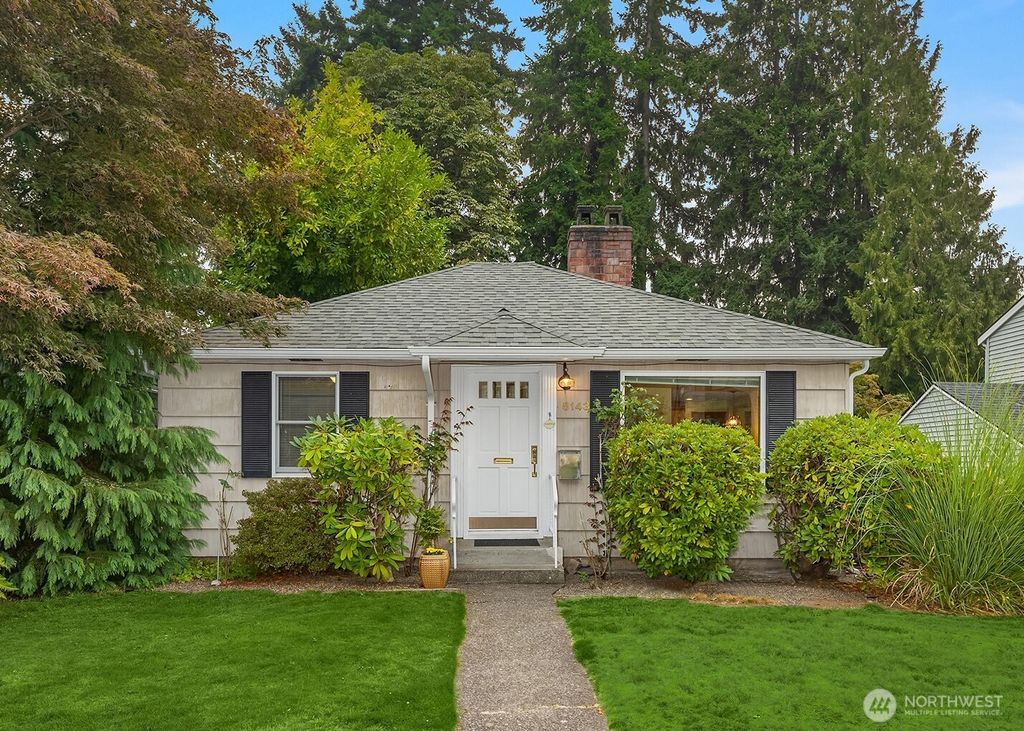 Photo of 5143 48th Avenue NE, Seattle, WA 98105 (MLS # 2428879)