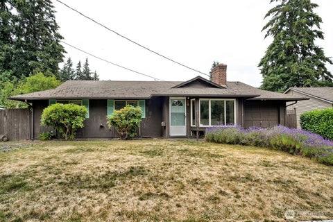 Photo of 606 SW 302nd Street, Federal Way, WA 98023 (MLS # 2548949)
